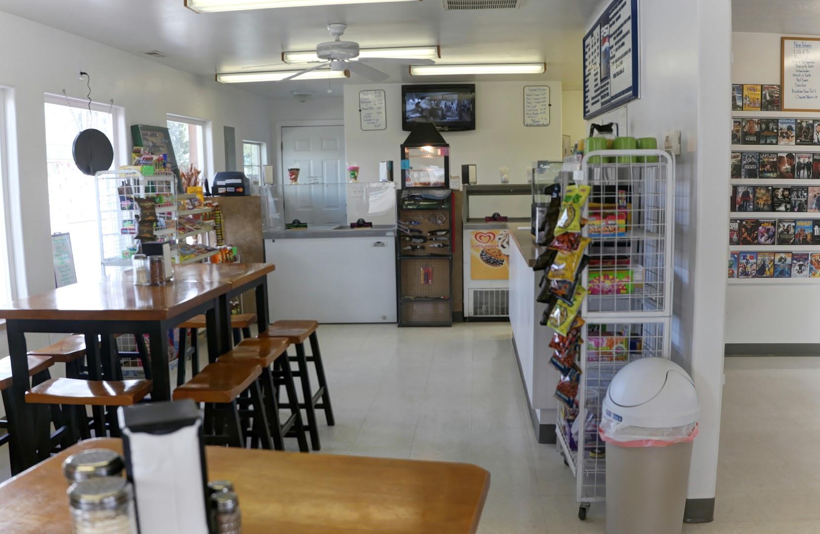 Loon Lake Pizza & Ice Cream